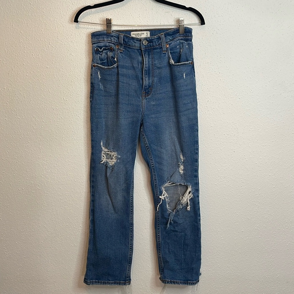 Abercrombie & Fitch The Ankle Straight Ultra High Rise Jeans 27 / 4 short